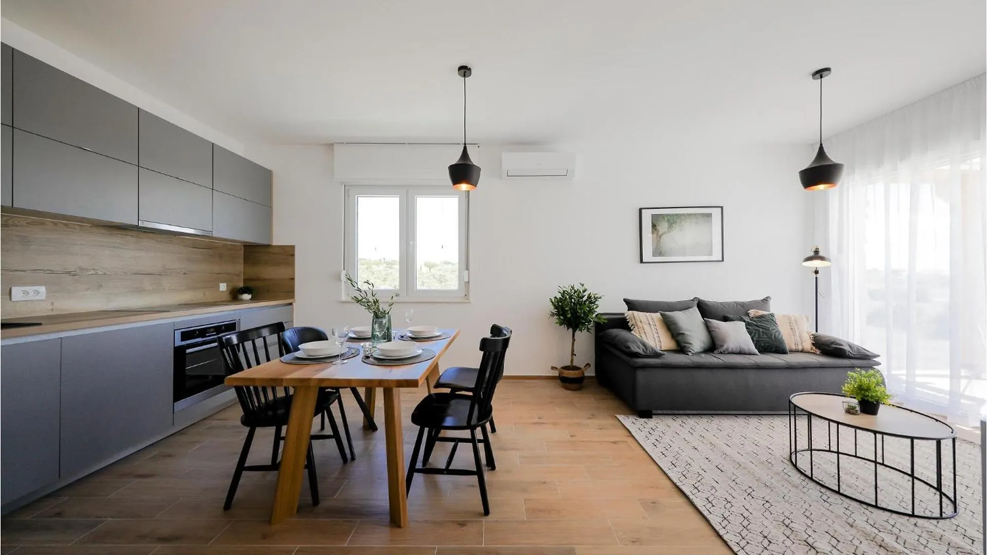 Holiday home Stunning Home In Vrsi With Kitchen