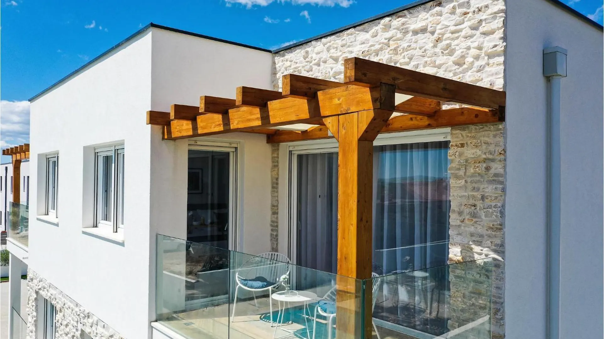 Stunning Home In Vrsi With Kitchen Holiday home